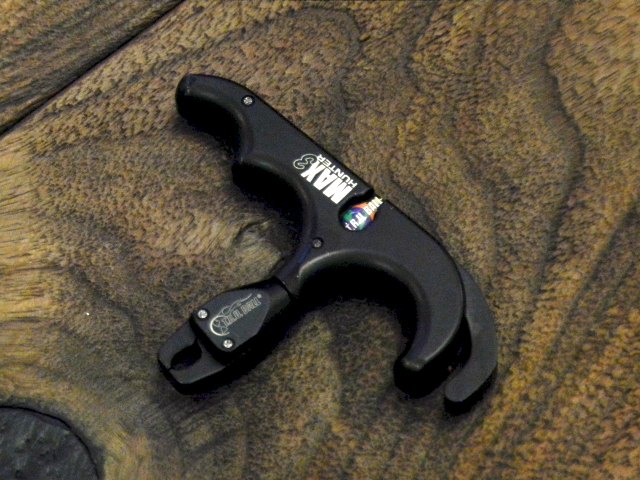 Релиз  Max Hunter 3 Black (Т-Образный)