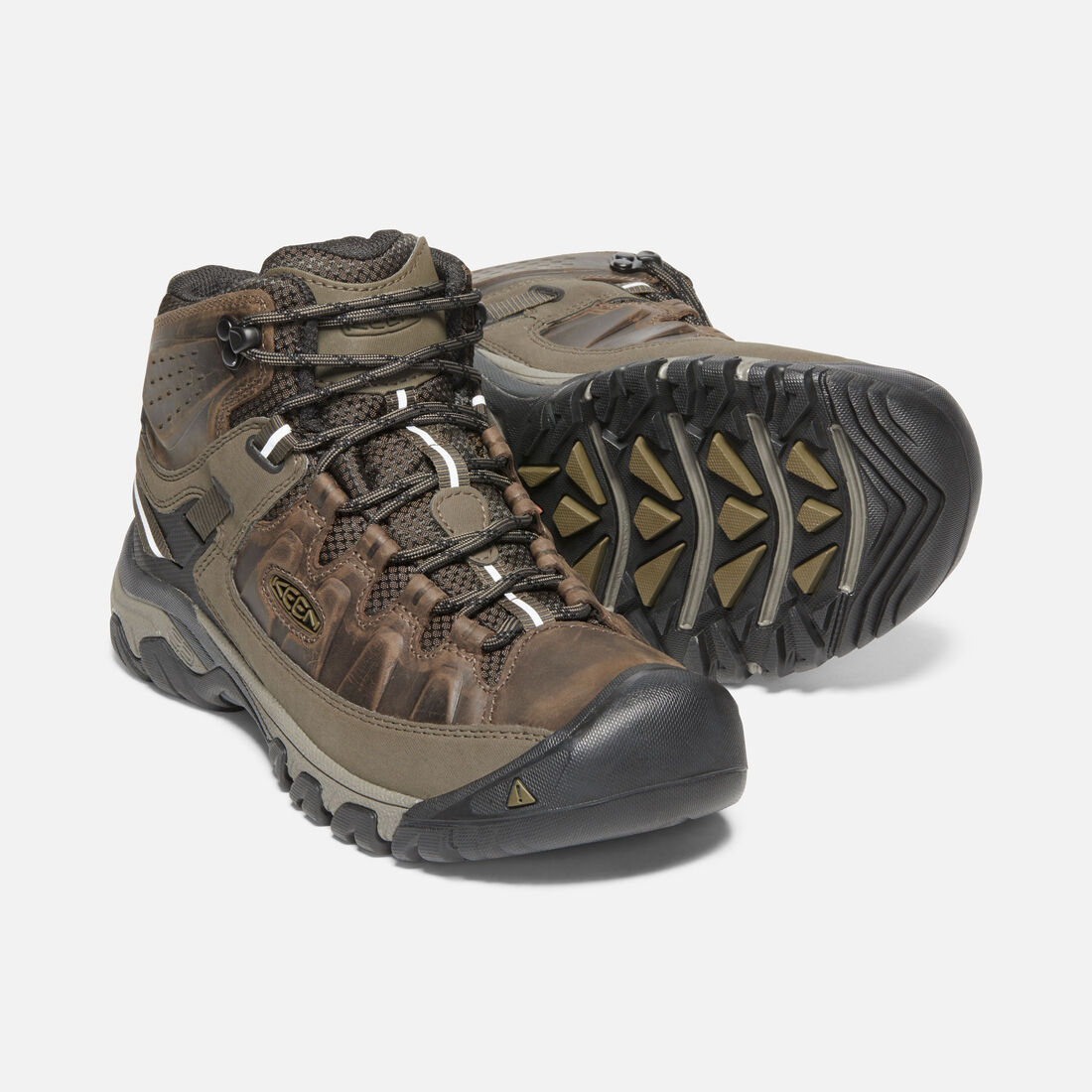 Ботинки  Targhee III Mid WP