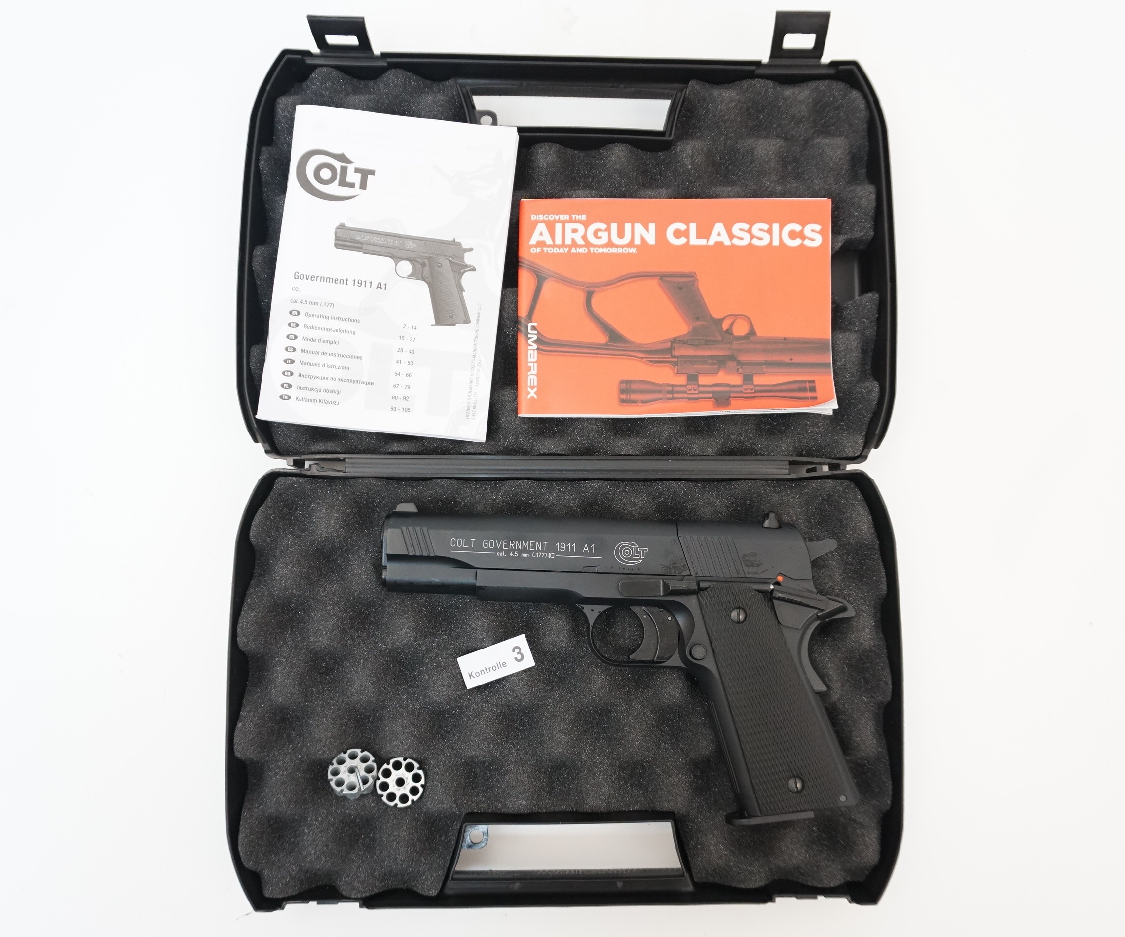 Пистолет пневматический Colt Govermment (черн., с пл/накл.)